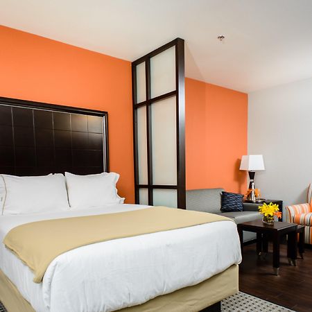 Holiday Inn Express Hotel & Suites Austin Nw - Arboretum Area By Ihg Εξωτερικό φωτογραφία